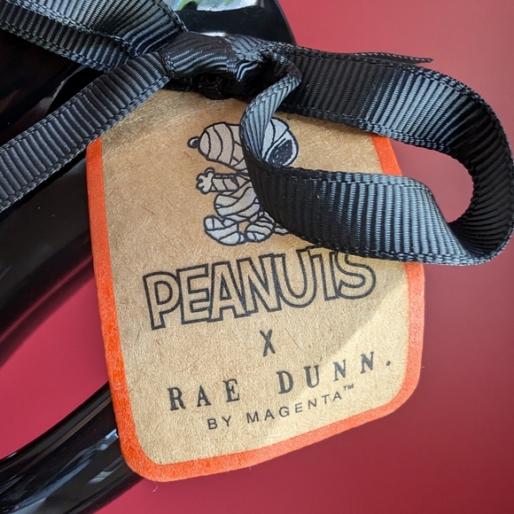 โSOLDโRae Dunn x Peanuts BOO ๐งโโ๏ธ Vampire Snoopy Double Sided Halloween Mug - Picture 8 of 8